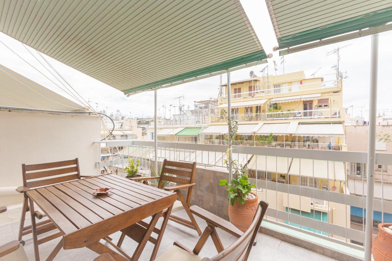 Beautiful And Comfortable Apartment At Marina Zeas ピレウス エクステリア 写真