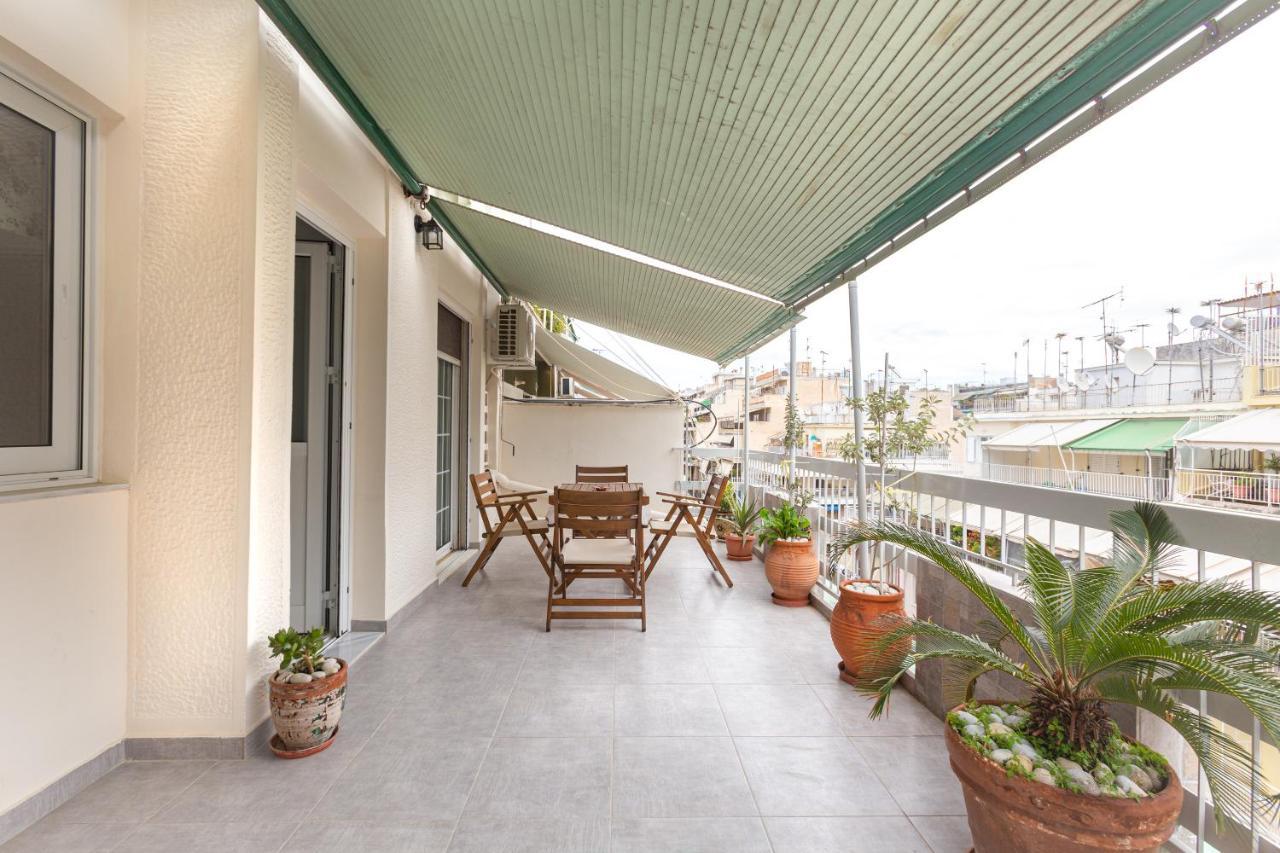 Beautiful And Comfortable Apartment At Marina Zeas ピレウス エクステリア 写真