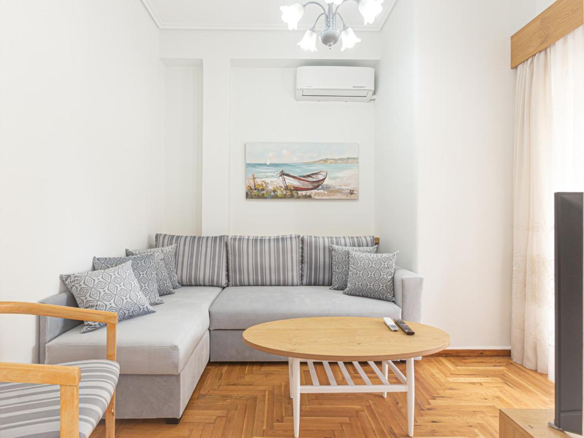 Beautiful And Comfortable Apartment At Marina Zeas ピレウス エクステリア 写真