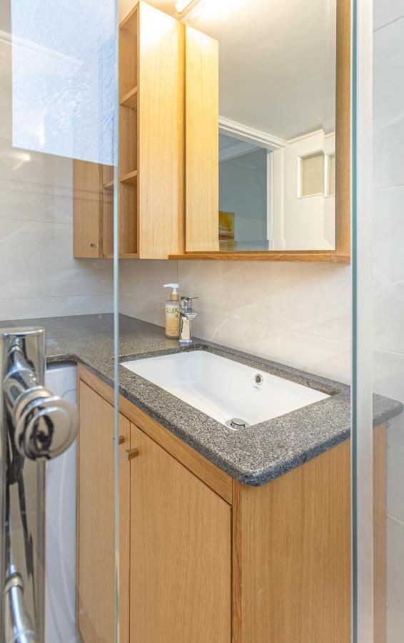 Beautiful And Comfortable Apartment At Marina Zeas ピレウス エクステリア 写真